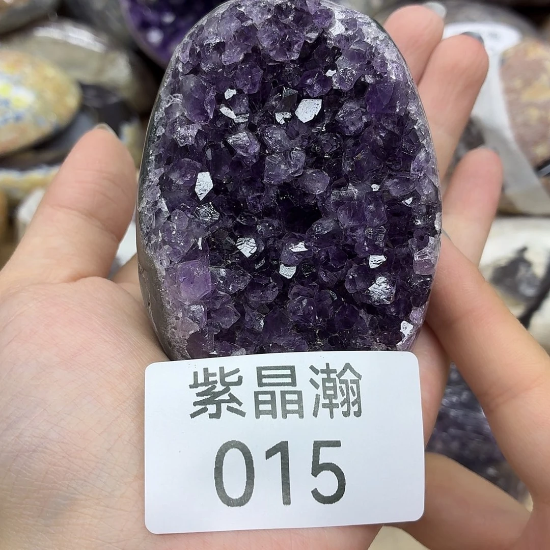 未镶嵌水晶大型摆件（非配饰）