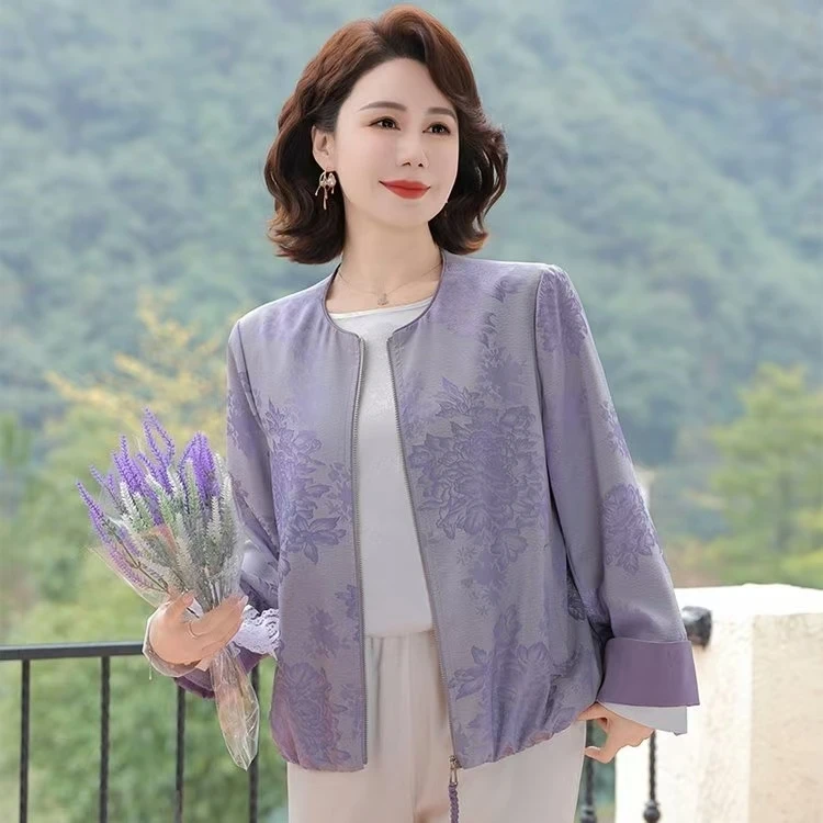 气质外套春秋妈妈装洋气中老年时尚中年长袖短款休闲女士薄款