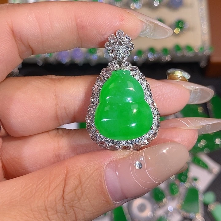 翡翠18K金镶嵌吊坠(不含链)