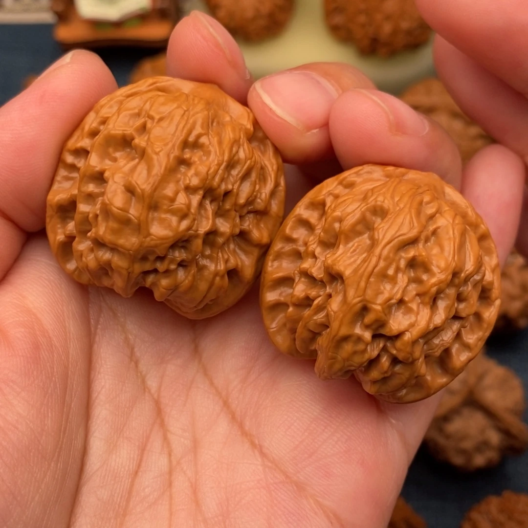 把件文玩核桃35蜡皮野狼全品