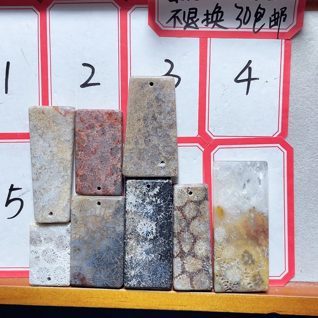 硅化珊瑚（珊瑚玉）合金颈饰