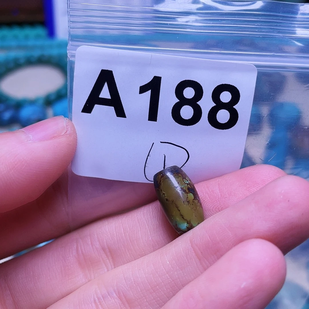 十堰原生态绿石头特色手工配饰