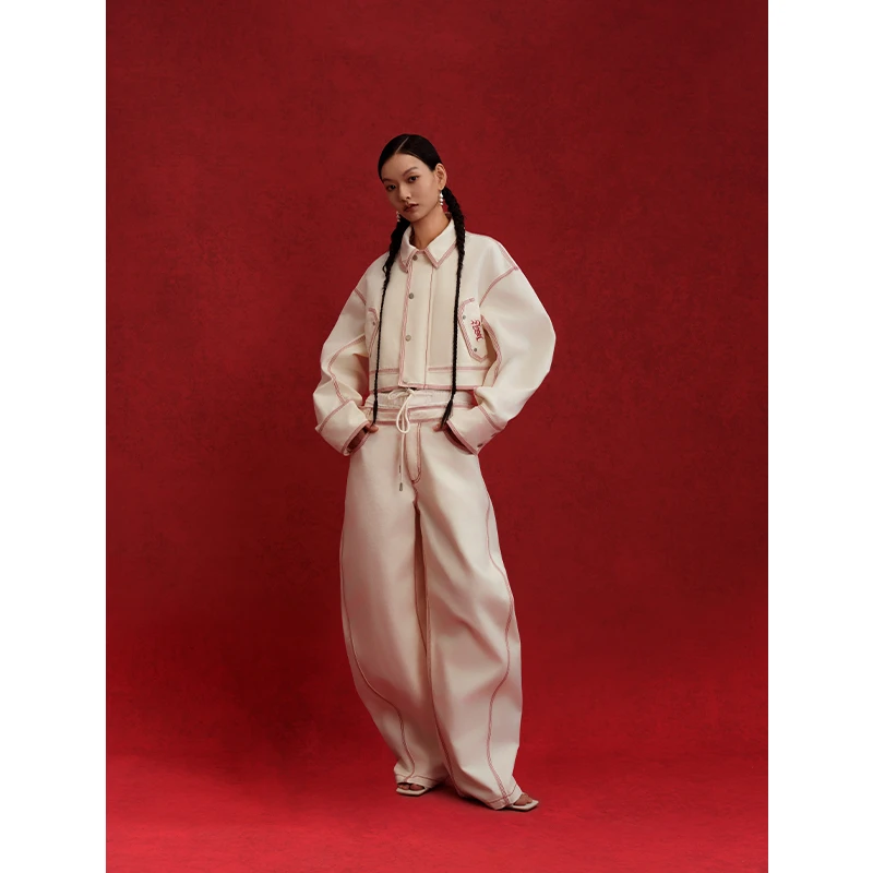 ANGEL CHEN陈安琪 SS25 白色logo刺绣红线双口袋短夹克