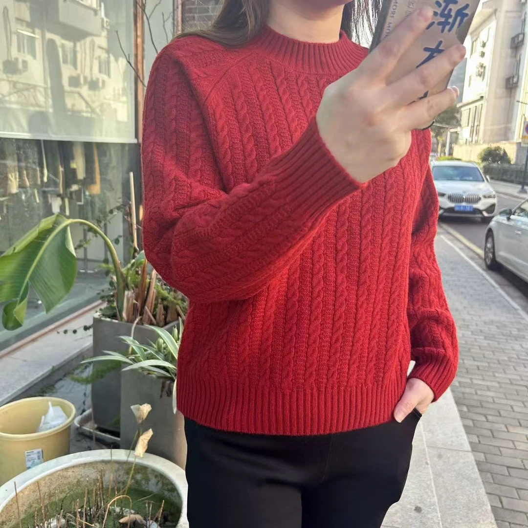 女款全身麻花加厚套头毛衣