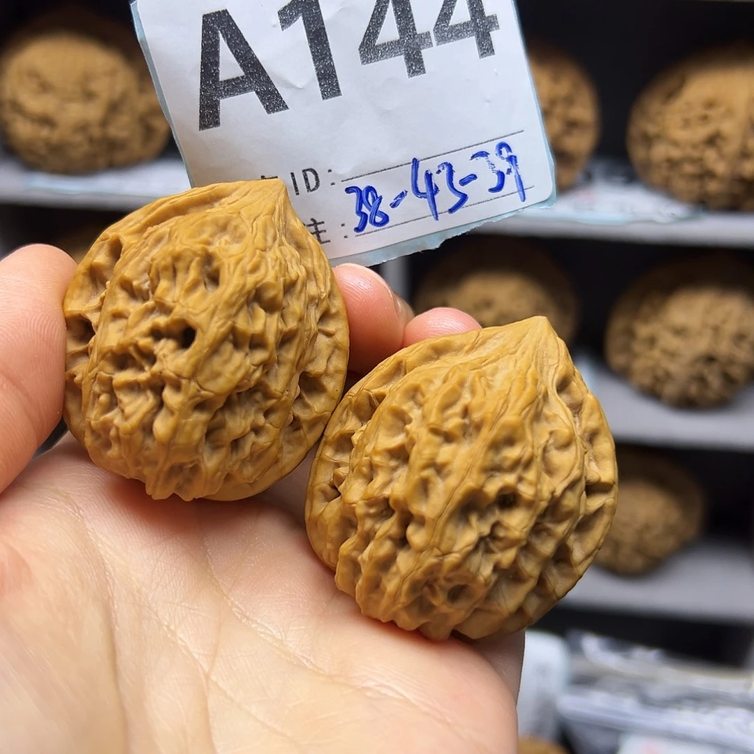 把件文玩核桃38全品老树鸡心