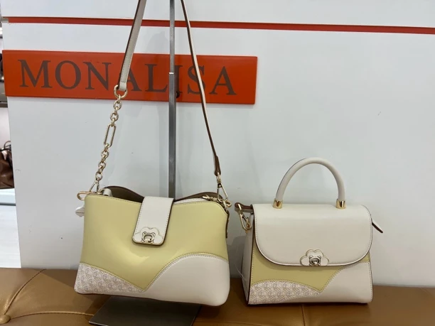 蒙娜丽莎女包时尚百搭单肩斜挎女包可爱时尚简约