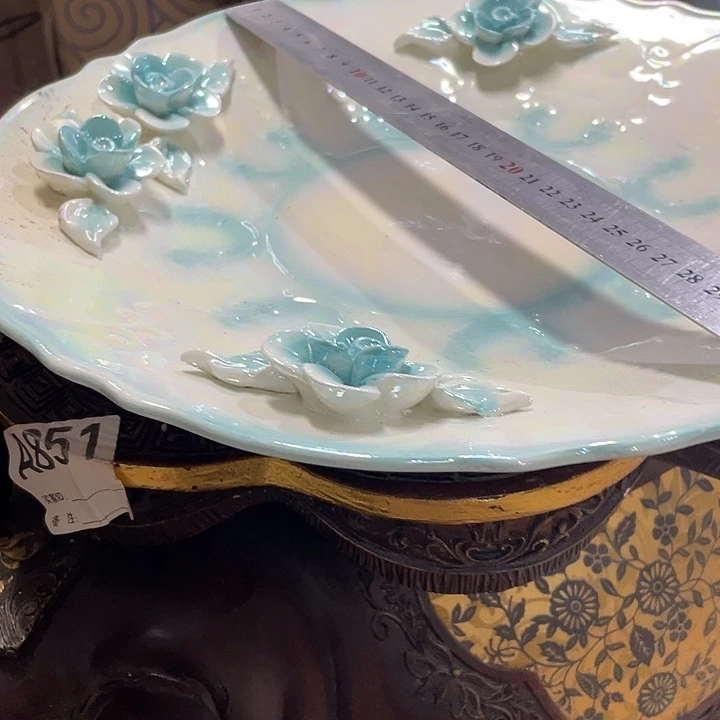 瓷片瑕疵摆。。。。。。。。。。。。。。。。。