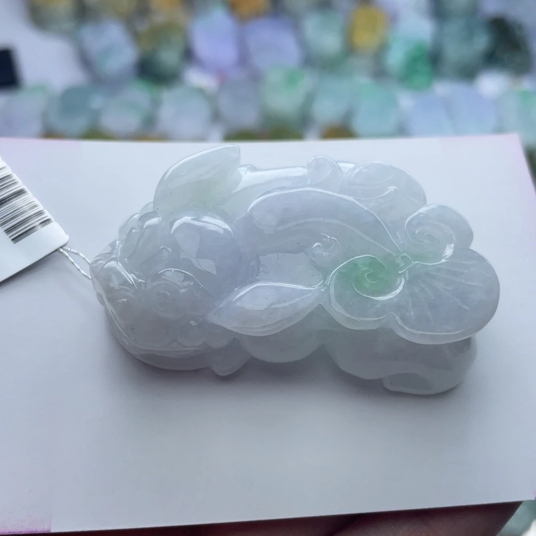 翡翠颈饰未镶嵌貔貅