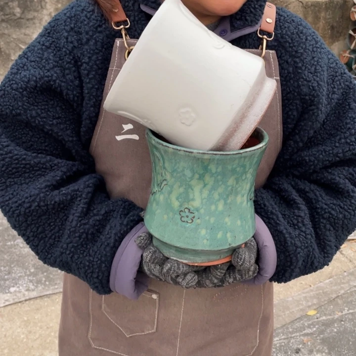 紫砂花盆口14高15瑕疵瑕疵