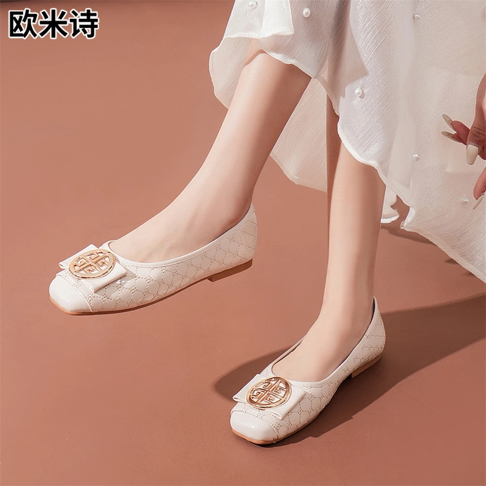 夏季气质平底鞋女百搭小众鞋子女款爆款2025新款明星同款小单鞋子