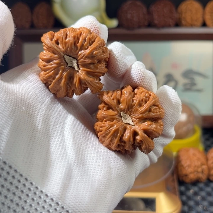 ****靓吊坠文玩核桃蜜纹