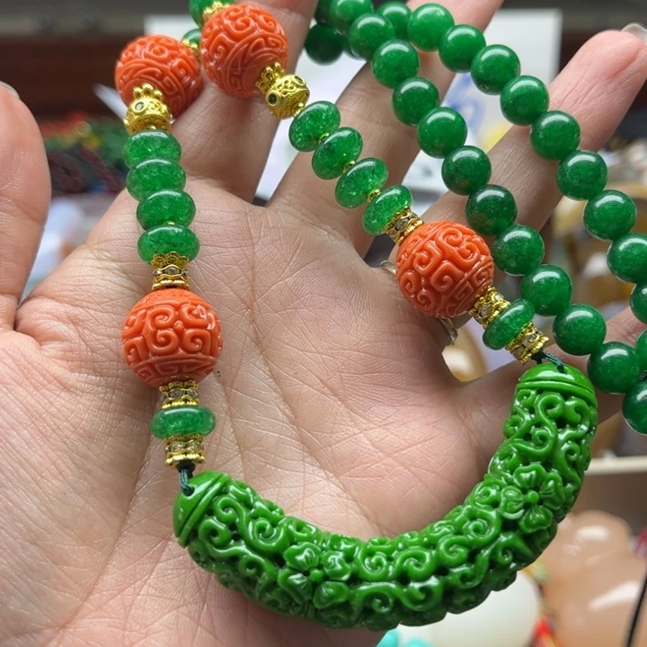 石英质玉颈饰未镶嵌