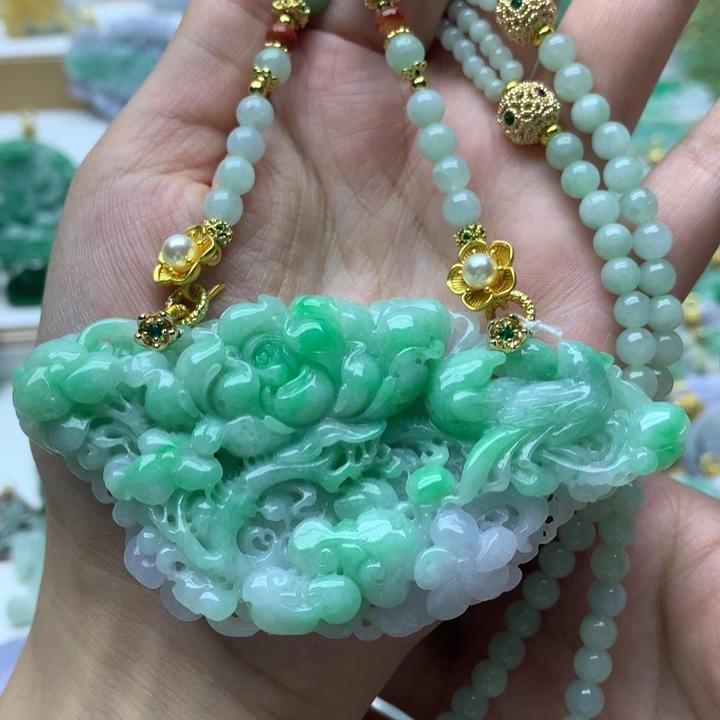 颈饰未镶嵌翡翠翡翠