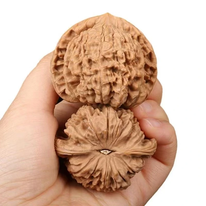 精品核桃雕刻核桃雕狮子头虎头官帽鸡心小众名品（图片仅供参考）