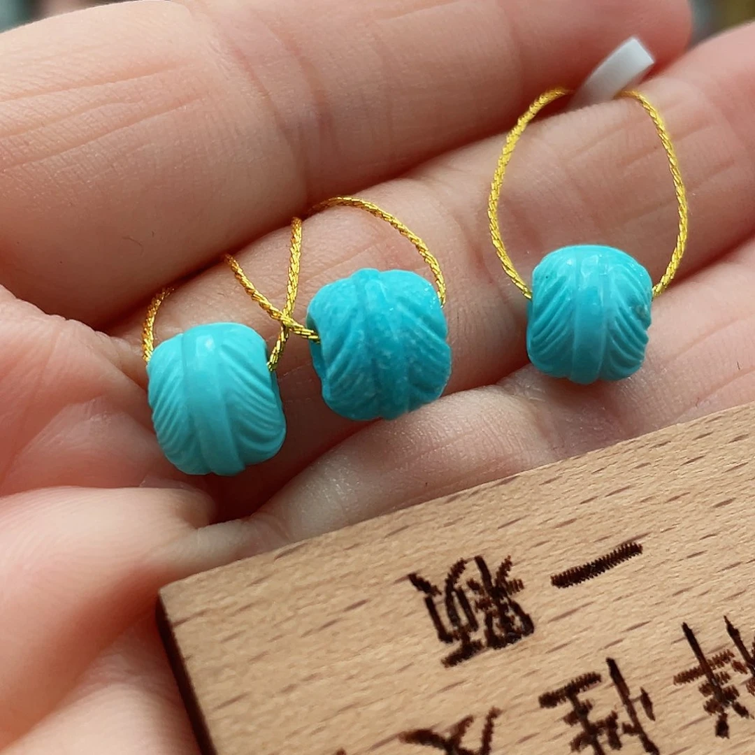 绿松石颈饰未镶嵌