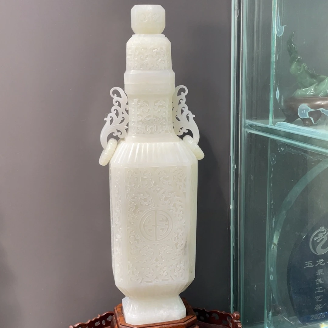 未镶嵌和田玉摆件