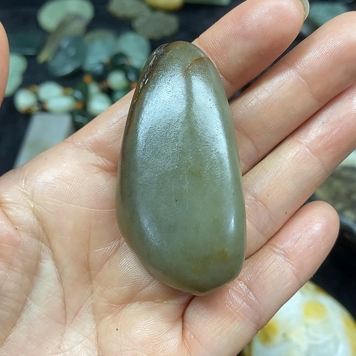 和田玉（糖玉）未镶嵌挂件