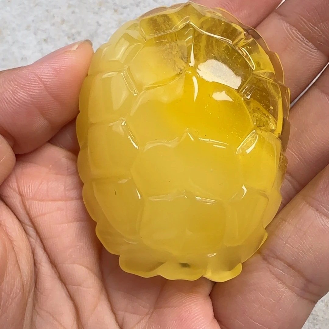 蜜蜡未镶嵌珠宝奇石