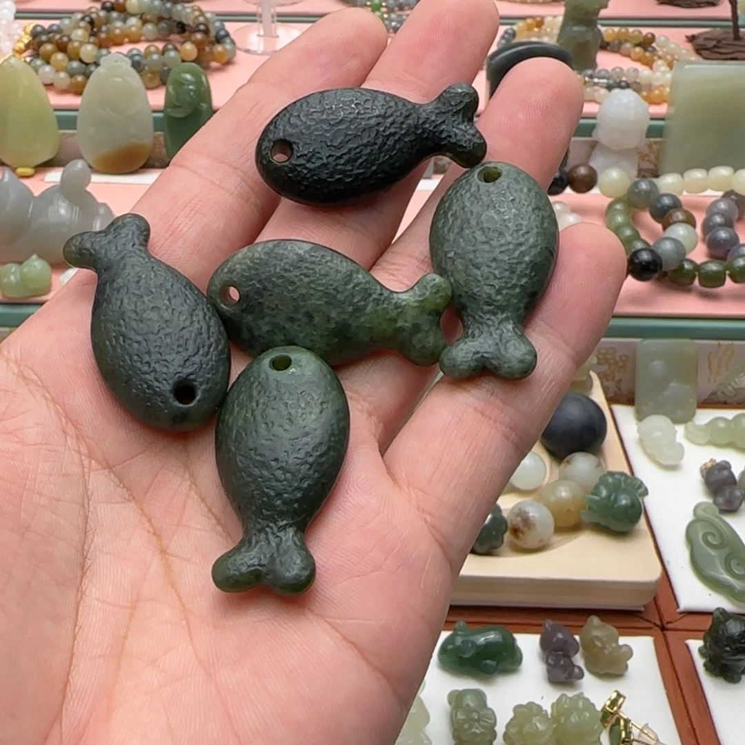 和田玉未镶嵌吊坠(不含链)拍一发一