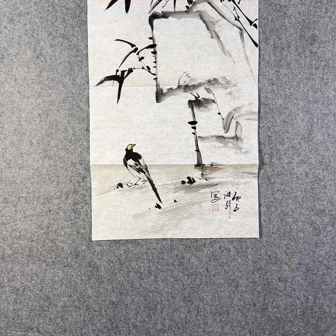 国画325 花鸟在树丛的顶端鸣叫叫声中