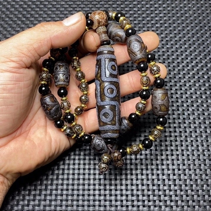 ****:玛瑙/玉髓未镶嵌手链