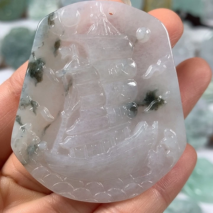 翡翠未镶嵌颈饰一帆风顺福利