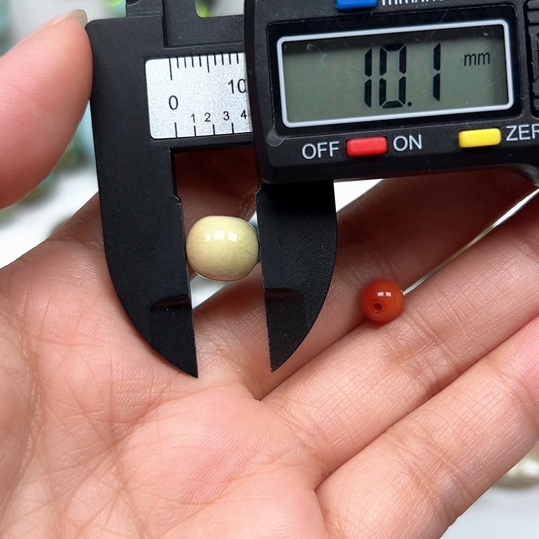 南红玛瑙未镶嵌珠宝奇石