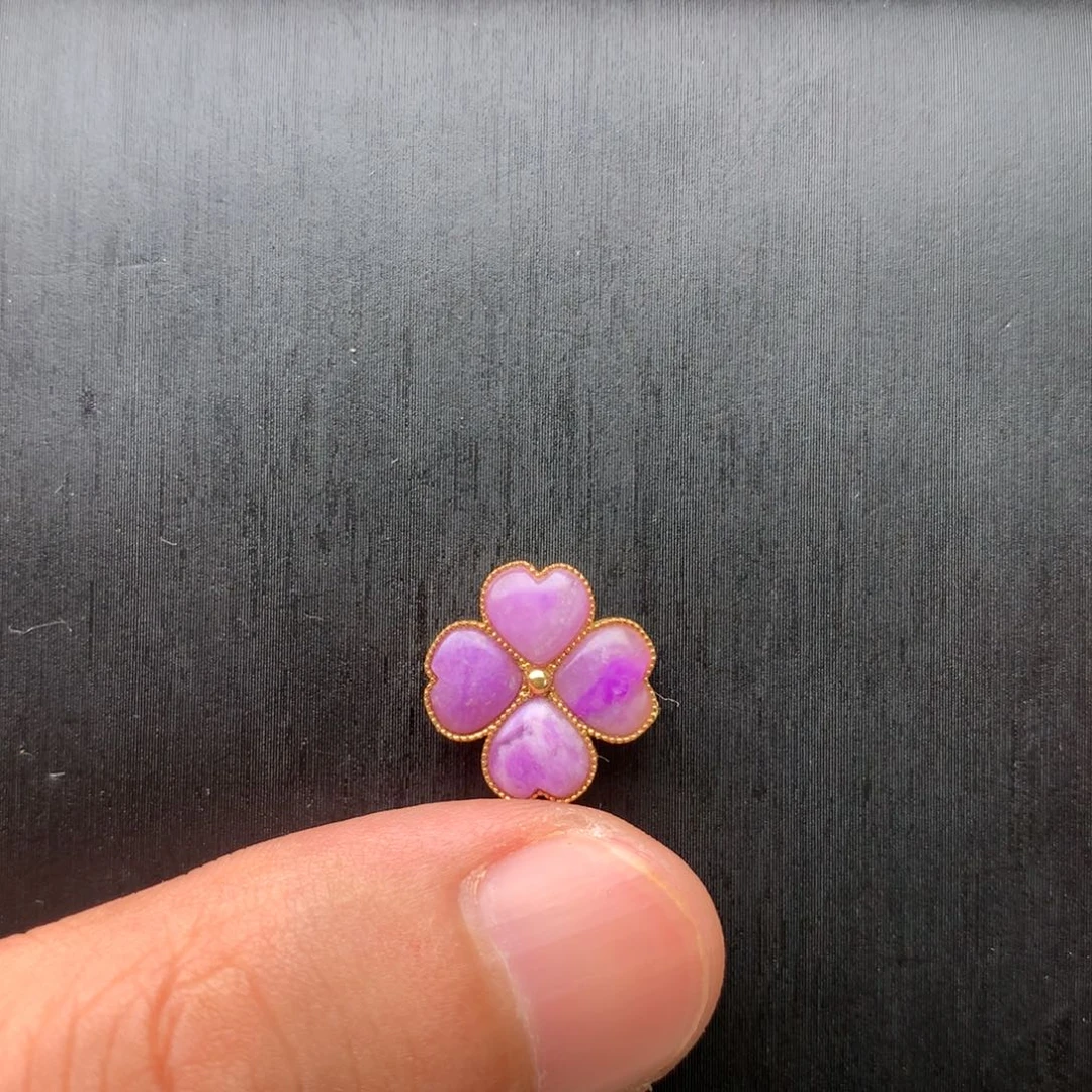 18K金镶嵌苏纪石（舒俱来）吊坠