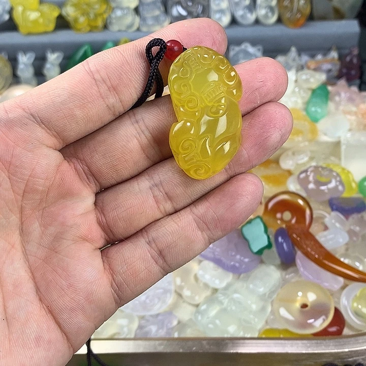 玛瑙/玉髓未镶嵌颈饰