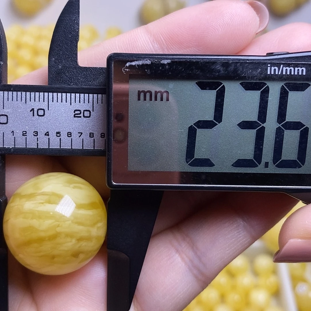 裸石琥珀未镶嵌蜜蜡圆珠福利款