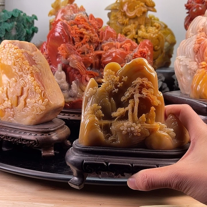 田黄石抱琴访友摆件