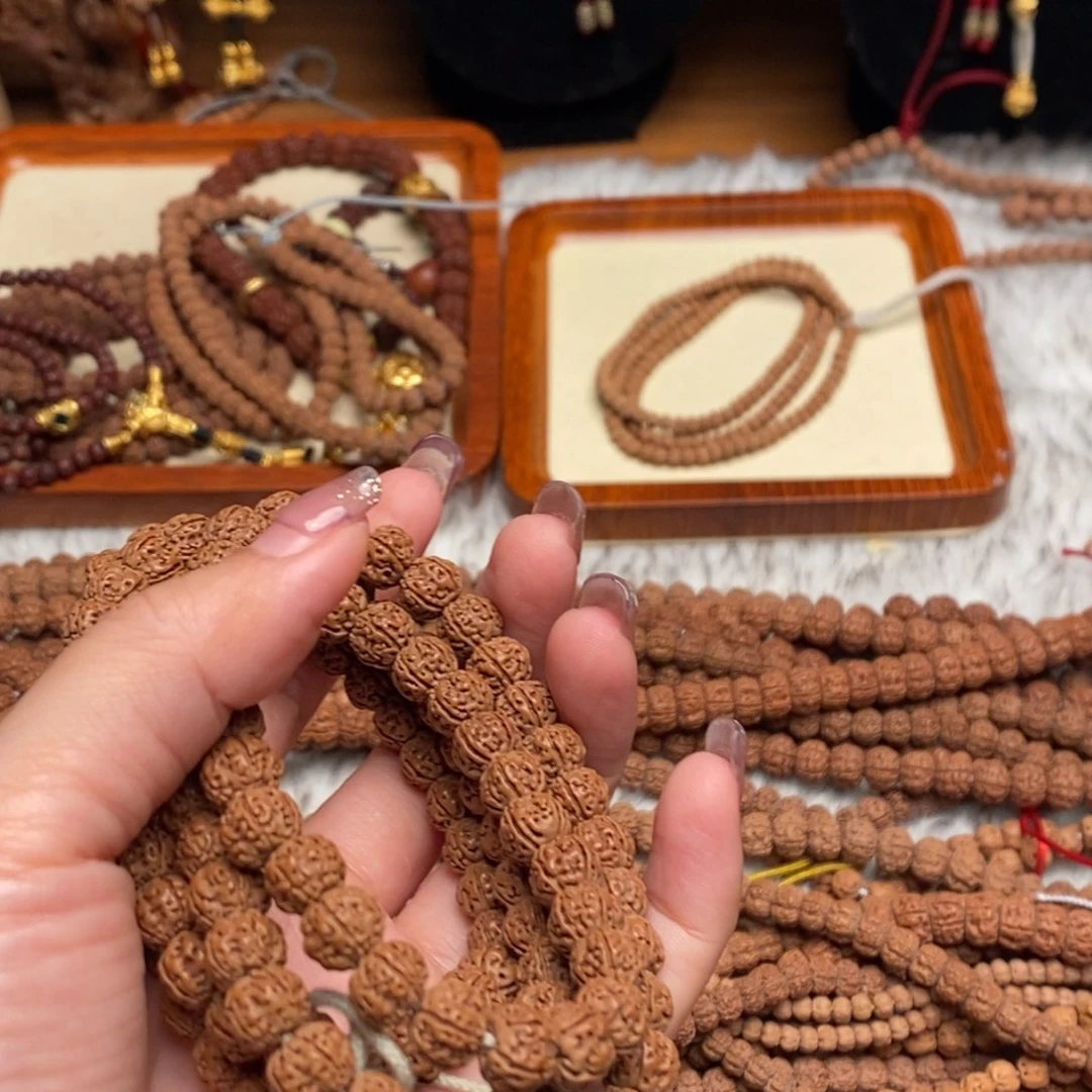 金刚菩提吊坠卖****老树闷墩108卡8