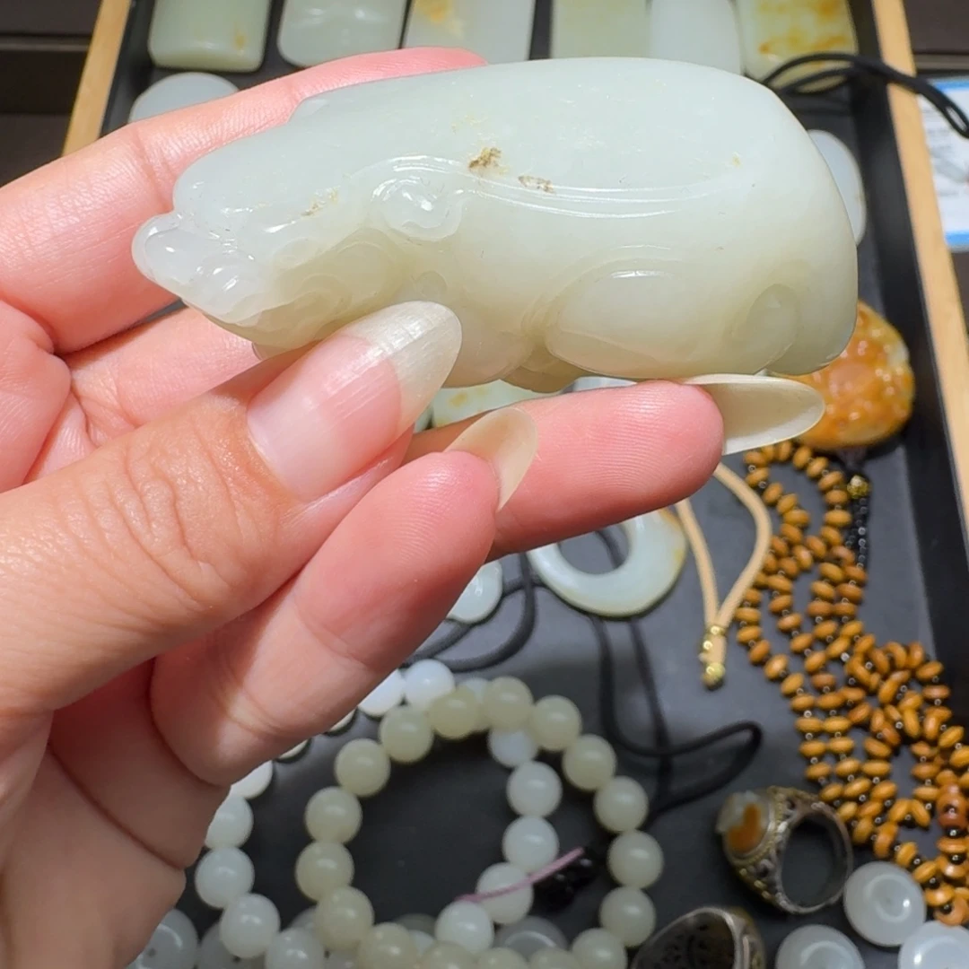和田玉未镶嵌吊坠(不含链)