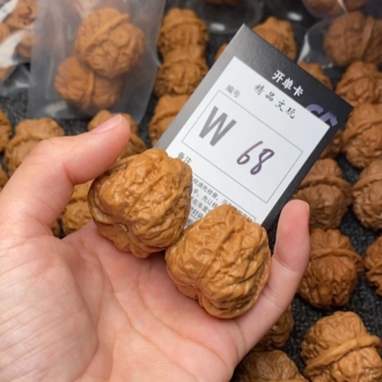 吊坠桃核我是第一百35