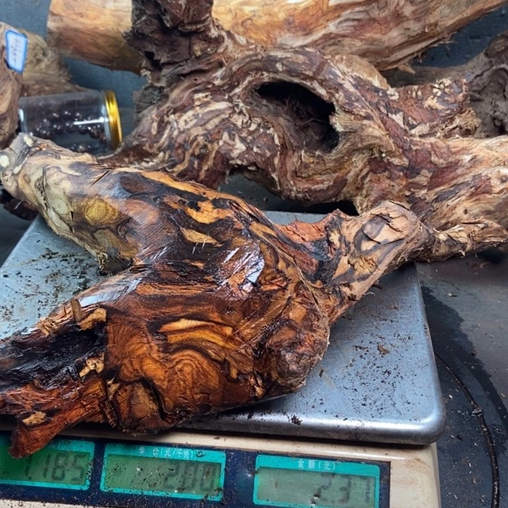 黄花梨/降香黄檀感*