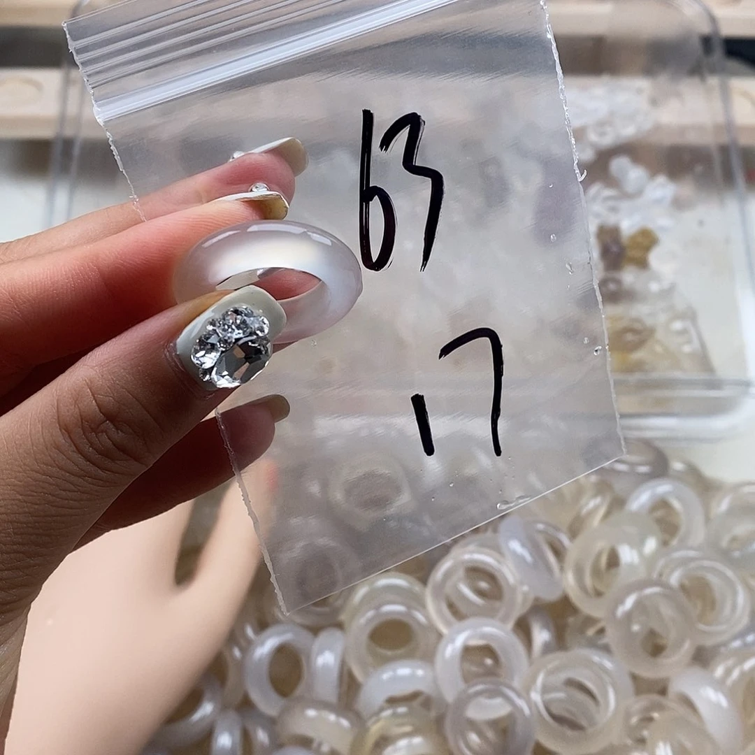 玛瑙/玉髓戒指未镶嵌