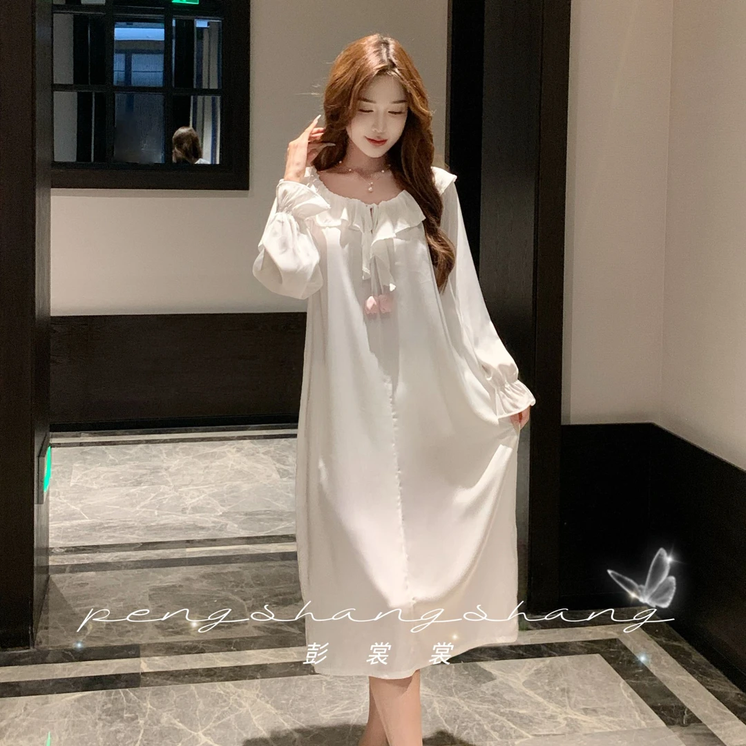 彭裳裳【羽睫瑶光】清纯女款显瘦气质网红居家甜美纯欲风睡裙