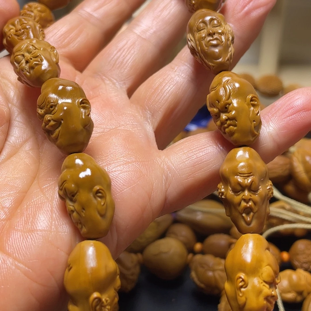 手串橄榄核werrttyu