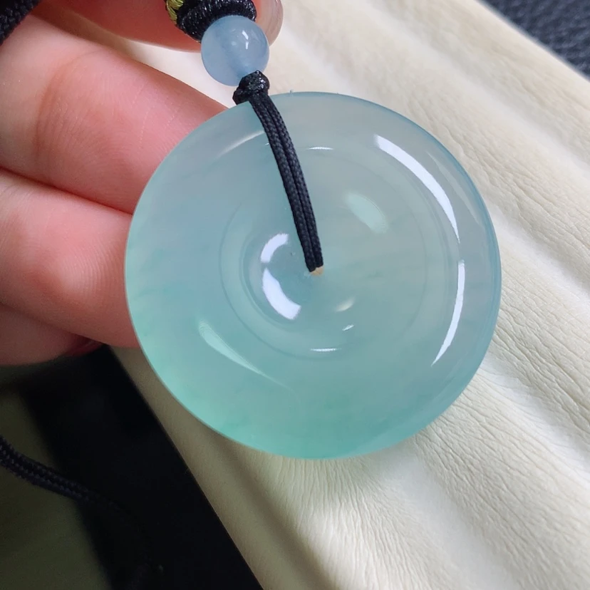 【闪购商品】翡翠未镶嵌颈饰扣子