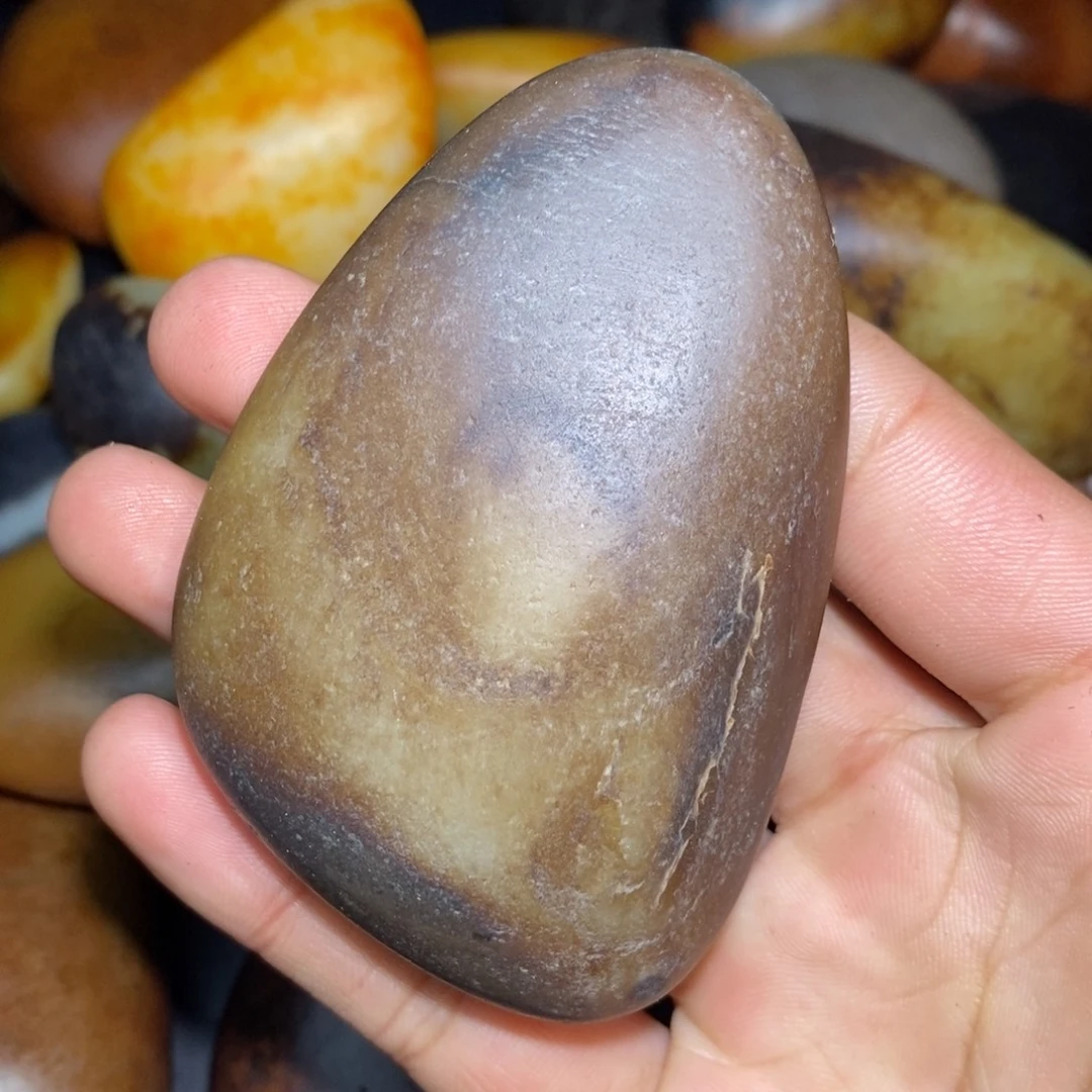 和田玉未镶嵌珠宝奇石