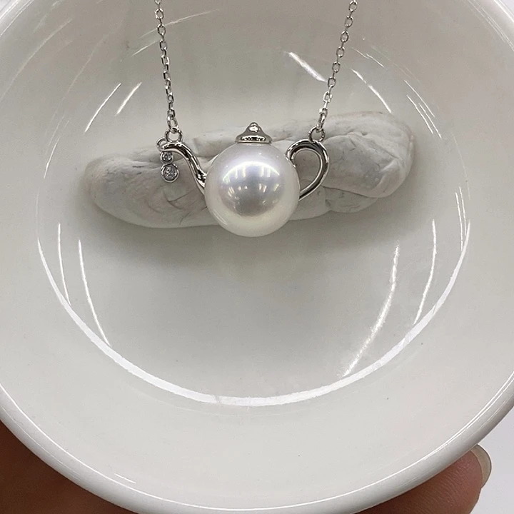 颈饰银S925镶嵌海水珍珠澳白11-12mm
