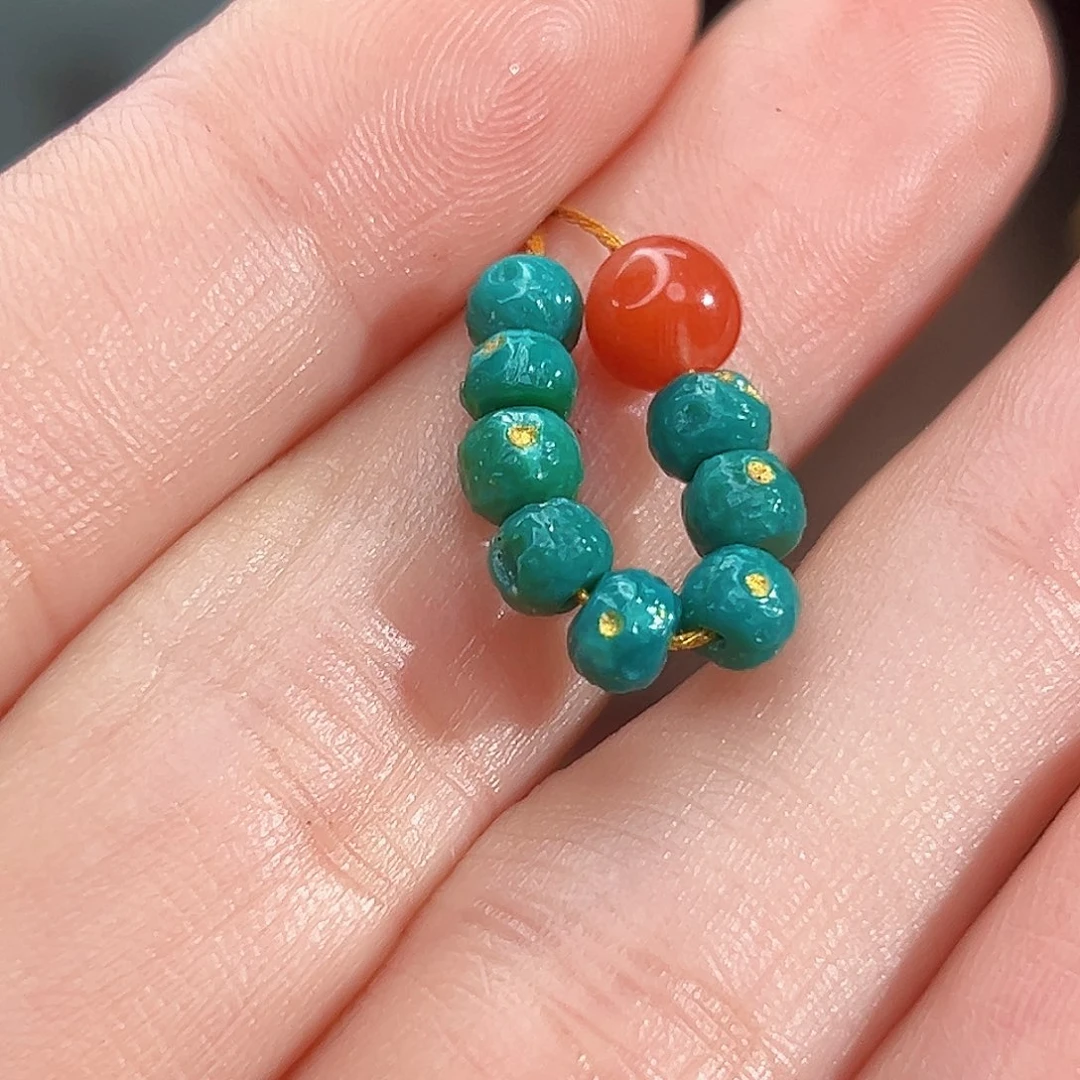 南红玛瑙未镶嵌珠宝奇石