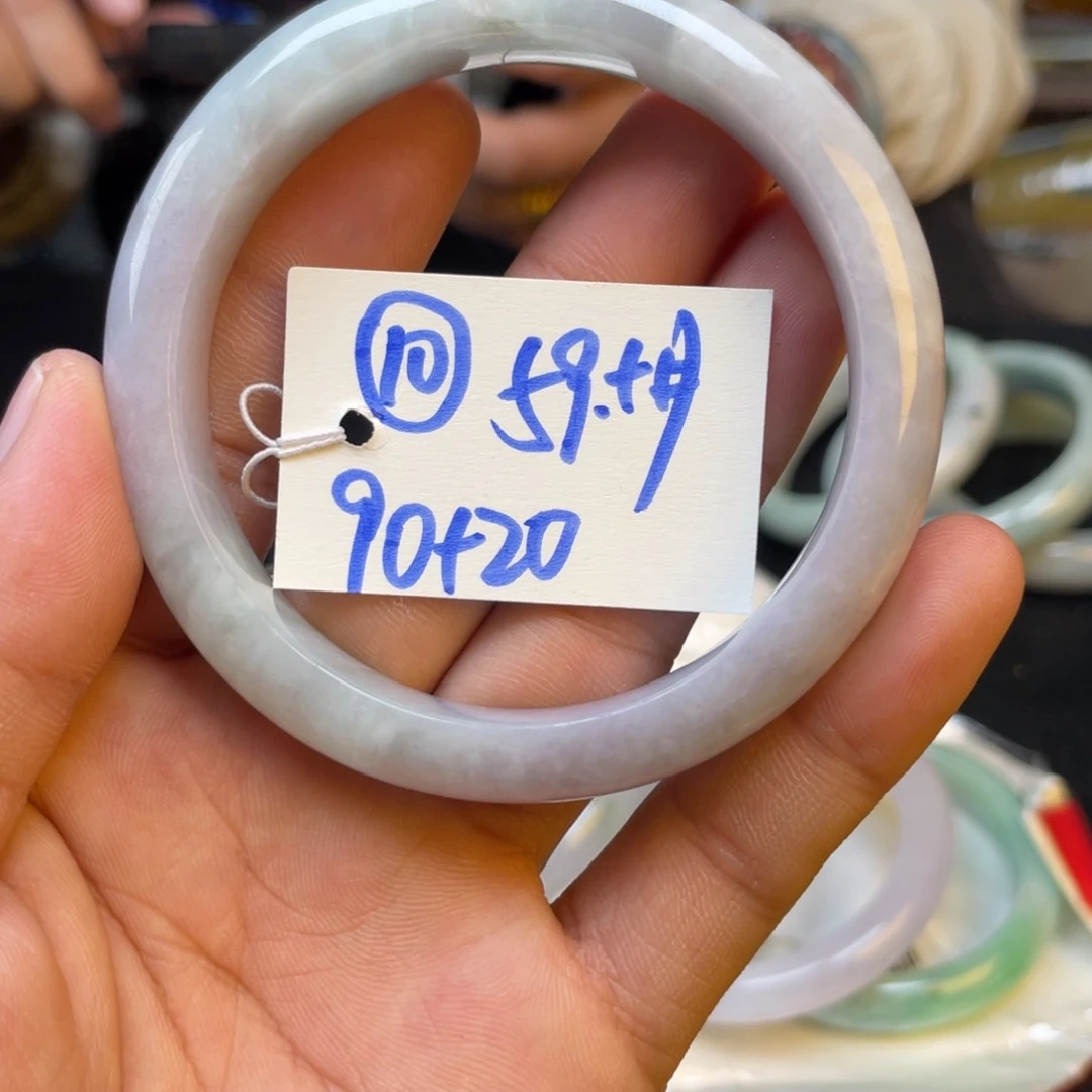 未镶嵌手镯翡翠10