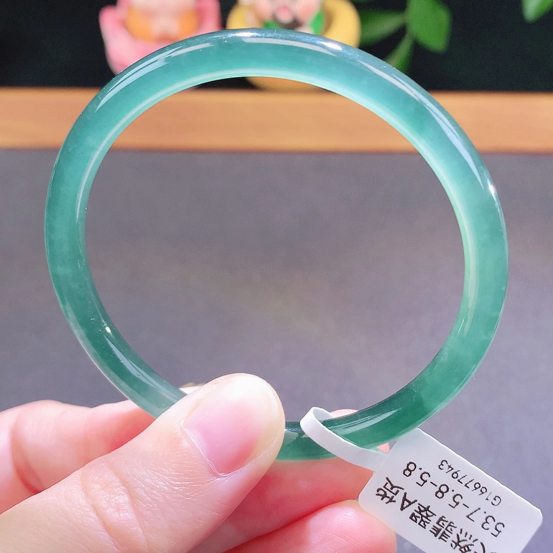 翡翠未镶嵌手镯天然翡翠