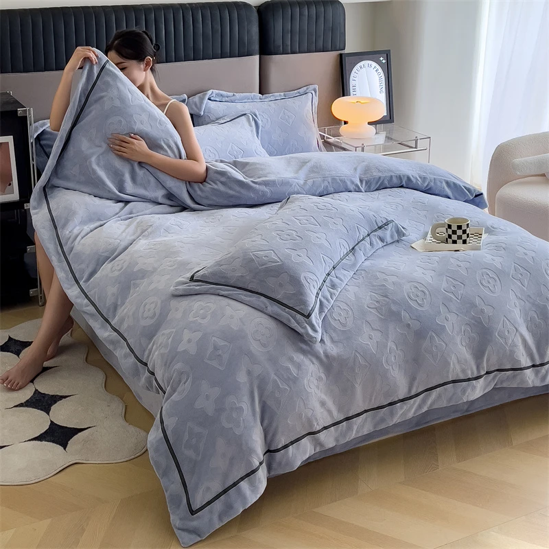 富安娜新款加厚保暖雕花牛奶绒四件套短毛珊瑚绒床单床笠床上用品