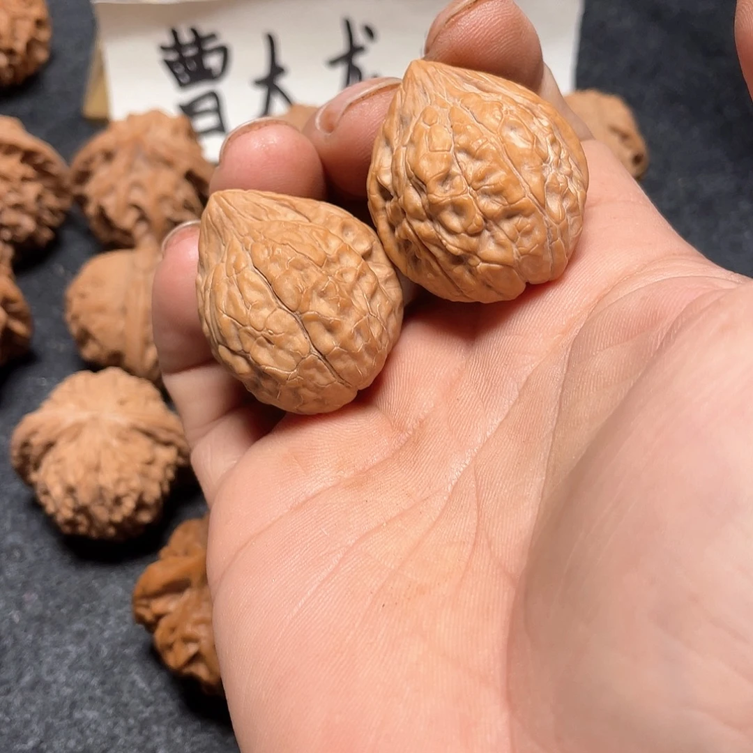 文玩核桃把件文玩核桃龟甲狮子头