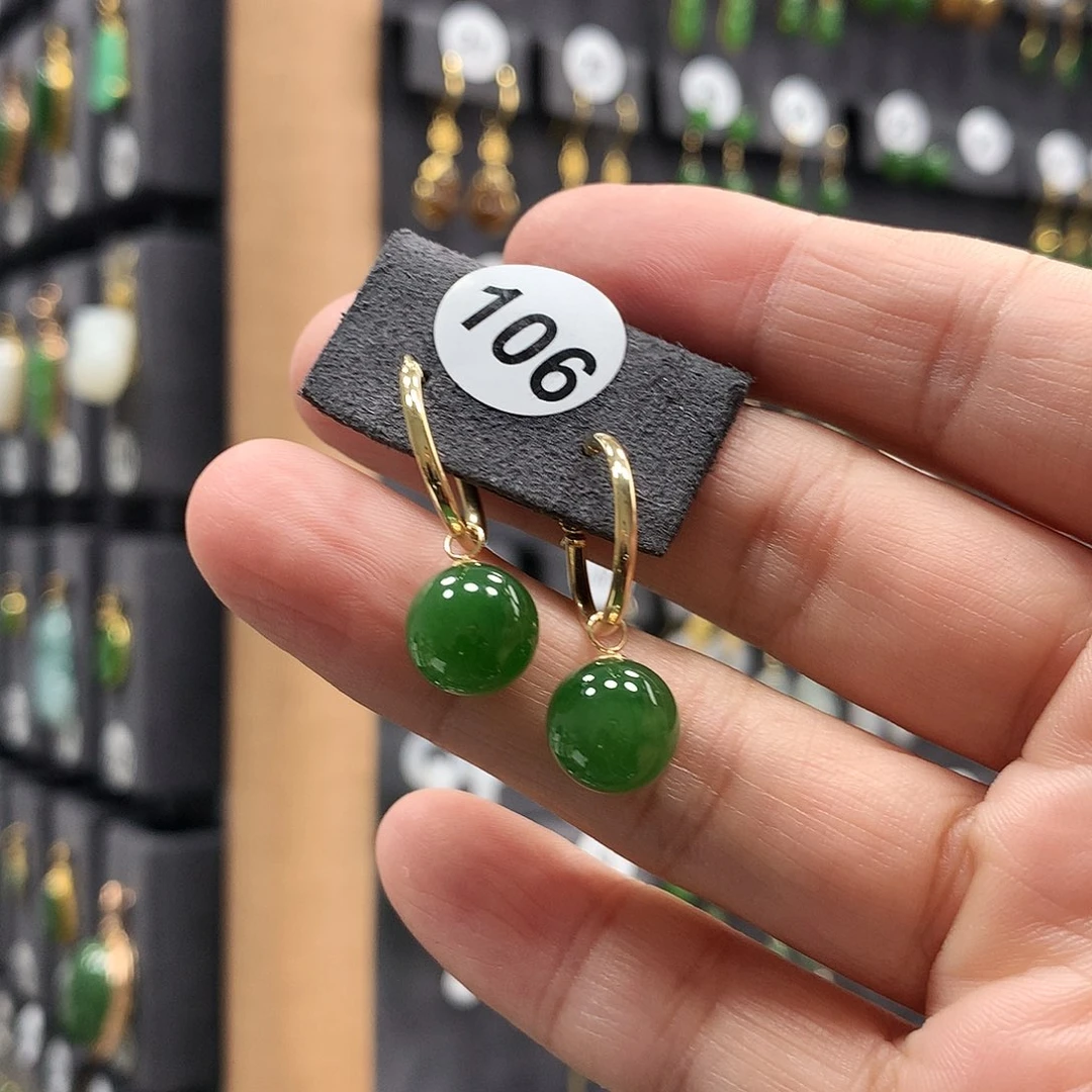 和田玉耳饰18K金镶嵌