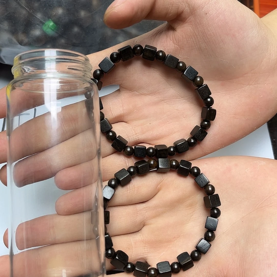 大叶紫檀（黑酸枝木类）