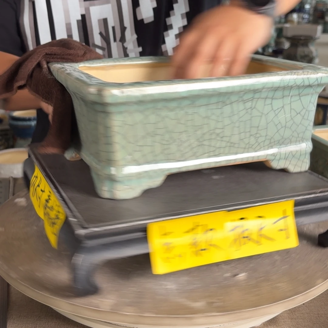 。一风堂石湾花盆 轻微收缩 内24*15*9