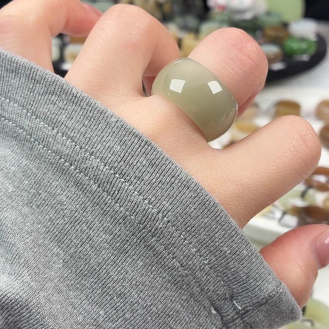 和田玉未镶嵌戒指S13晴水轮胎18.0